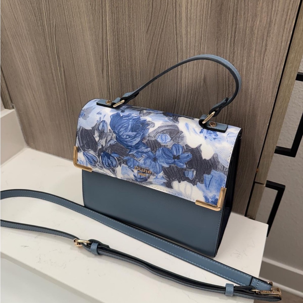 Elegant Blue Floral Women's Bag